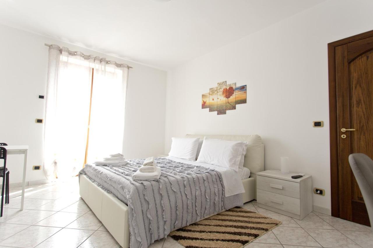 La Villa Carmelina 阿杰罗拉 外观 照片
