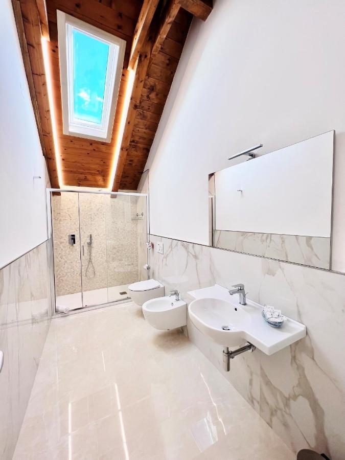 La Villa Carmelina 阿杰罗拉 外观 照片